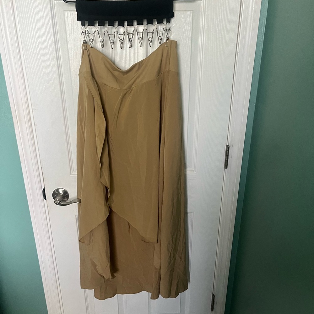NWT Halara Camel/Taupe Maxi Skort